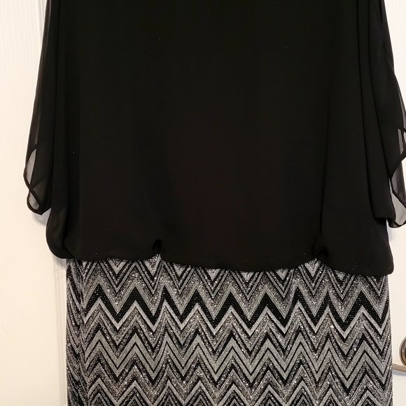 Fancy sparkley dress. NWOT - Picture 5 of 8